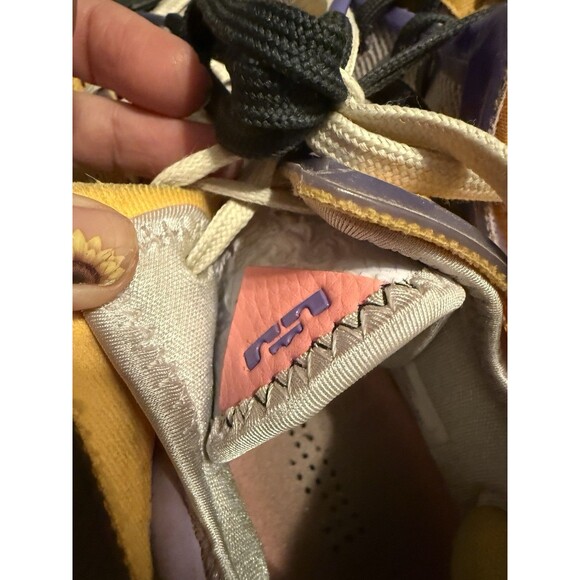 LeBron James‎ 19 Low, Lilac Nike 10 Sneaker Tennis Shoes main image 11